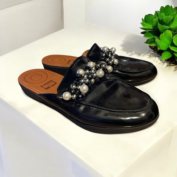 Fitflop Shoes - FitFlop 7.5 Serene Black Patent Leather Beaded Slides Flats